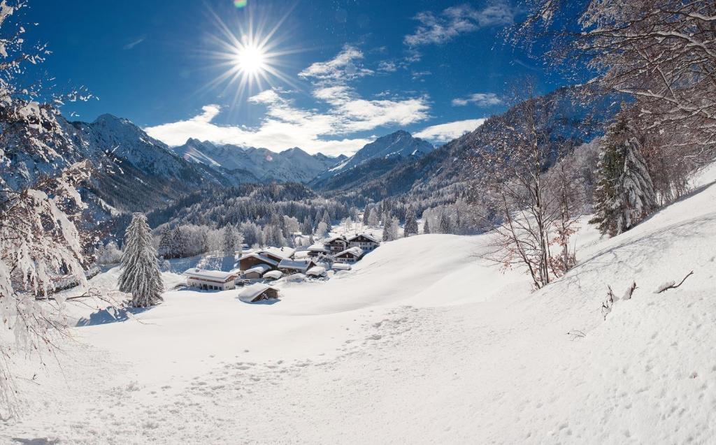 Alpengasthof Hotel Schwand Oberstdorf Bagian luar foto